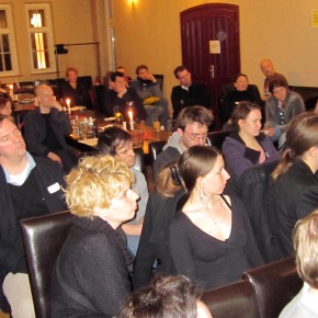 STARTTOGETHER AM 21.1.14: "SOCIAL MEDIA - SPONTANE EINZELAKTIONEN VS. NACHHALTIGKEIT" STARTTOGETHER AM 21.1.14: "SOCIAL MEDIA - SPONTANE EINZELAKTIONEN VS. NACHHALTIGKEIT"